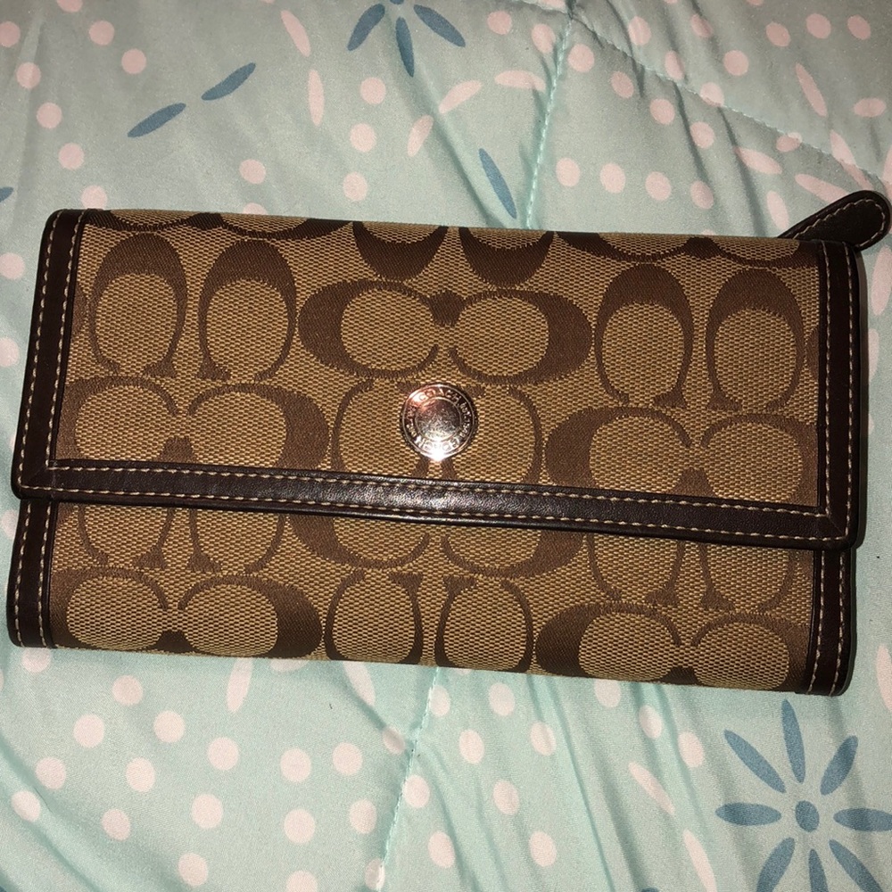 Coach trifold wallet